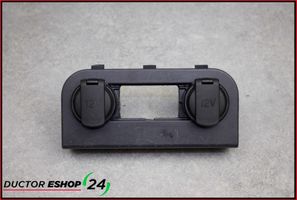 KIA Rio 12 V Socket (front) 847621W051