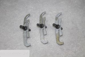 BMW 6 E63 E64 Fuel Injector clamp holder 