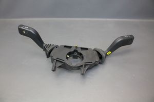 Opel Corsa B Leva/interruttore dell’indicatore di direzione e tergicristallo 7844256