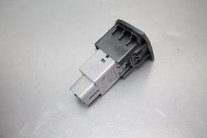 Honda Civic Przycisk / Przełącznik ogrzewania szyby przedniej / czołowej 