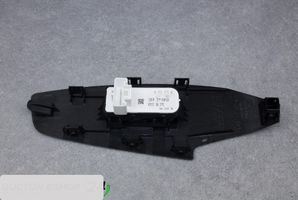 Mazda 3 II Interruttore di controllo dell’alzacristalli elettrico KD3566370