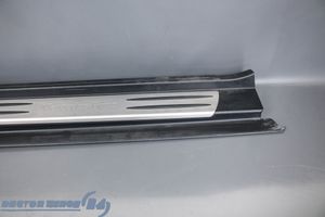 Mercedes-Benz SLK R171 Etuoven kynnyksen suojalista 1716800135LI