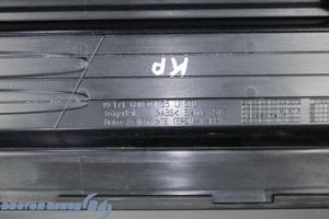 Mercedes-Benz SLK R171 Etuoven kynnyksen suojalista 1716800135LI