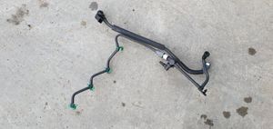 Volvo V40 Cross country Fuel injector supply line/pipe 