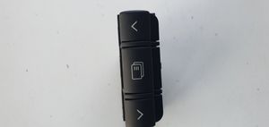 Mitsubishi Eclipse Cross Otros interruptores/perillas/selectores 