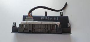 Renault Kangoo II Bildschirm / Display / Anzeige 