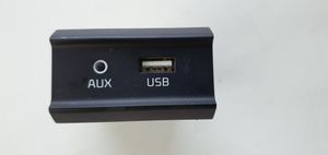 KIA Stonic USB jungtis 