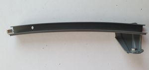 Toyota Prius (XW50) Front door windshield rail 