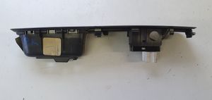 Subaru B9 Tribeca Support bouton lève vitre porte avant 