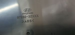Hyundai i40 Oro kondicionieriaus/ klimato/ pečiuko valdymo blokas (salone) 