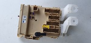 Toyota Auris E180 Comfort/convenience module 