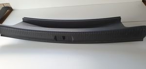 Volkswagen Golf VII Tailgate/boot lid lock trim 