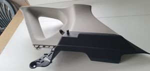Nissan Pulsar Garniture latéral de hayon / coffre 