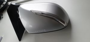 Hyundai Santa Fe Front door electric wing mirror 