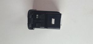 Mazda 6 Connecteur/prise USB 