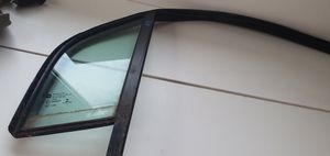 Opel Mokka Gumowa uszczelka szyby drzwi tylnych 