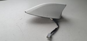 Mazda 3 II Radion antenni 