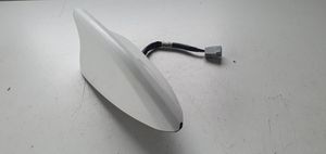 Mazda 3 II Radion antenni 