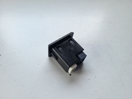 Nissan Qashqai Connecteur/prise USB 