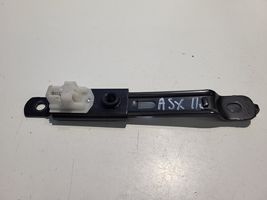 Mitsubishi ASX Réglage de la hauteur de la ceinture de sécurité 