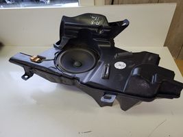 Audi A5 Subwoofer-bassokaiutin 