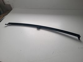 Toyota Verso Rear door windshield rail 