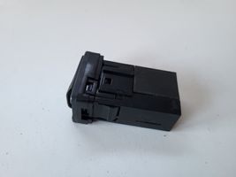 Toyota Verso Connecteur/prise USB 