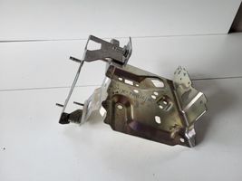 Nissan X-Trail T32 Engine control unit holder 