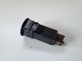 Nissan Qashqai Passenger airbag on/off switch 