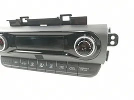 Hyundai Kona I Air conditioner control unit module 97250CMAD0