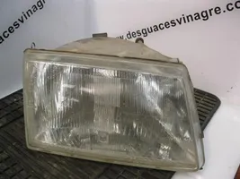 Peugeot 309 Lampa przednia 