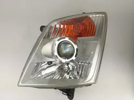 Isuzu Pick Up Lampa przednia 8973886682