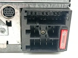 Volkswagen Passat Alltrack Hi-Fi-äänentoistojärjestelmä 3B0035192E