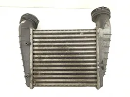 Volkswagen Passat Alltrack Dzesēšanas šķidruma radiators 3B0145805D