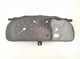 Renault Laguna II Spidometras (prietaisų skydelis) 8200218861