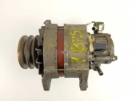 Nissan Serena Generatore/alternatore 231009C600