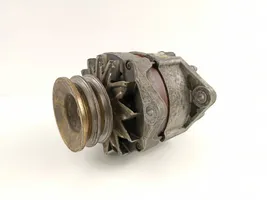 Nissan Serena Generatore/alternatore 231009C600