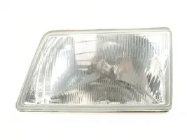 Peugeot 205 Lampa przednia 6204A4