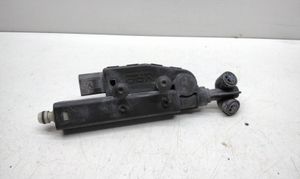 Audi A8 S8 D3 4E Ugello a spruzzo lavavetri per faro 4E0955965H