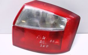 Audi A4 S4 B6 8E 8H Lampa tylna 153930