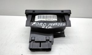 Ford Mondeo Mk III Light switch 1S7T13A024BB