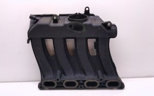 Renault Laguna I Colector de admisión 8200125648