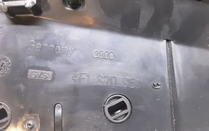 Audi A6 S6 C6 4F Dysze / Kratki środkowego nawiewu deski rozdzielczej 4F1820951