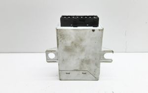 BMW 5 E39 Piekabes āķa vadības bloks 8369019