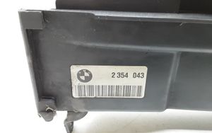BMW 3 E46 Staffa di montaggio del radiatore 2354043