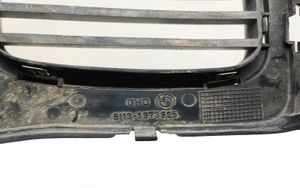 BMW 5 E34 Front bumper upper radiator grill 1973825