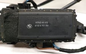 BMW 5 E39 Coolant fan relay 6921354