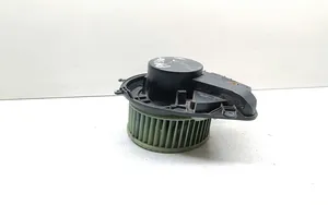 Volkswagen PASSAT B5.5 Ventola riscaldamento/ventilatore abitacolo 8D1820021