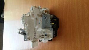 Audi A4 S4 B7 8E 8H Zamek drzwi przednich 8E1837015AA