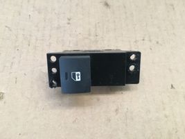 KIA Venga Central locking switch button 937001P900